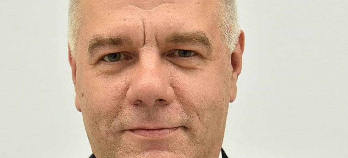 Skarb Państwa będzie miał docelowo 50 proc. w PKN Orlen, powiększonym o Lotos i PGNiG. “Musimy szybko budować duży polski podmiot”