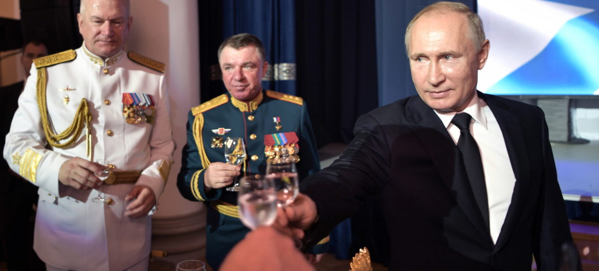 Większość Rosjan chce, by Putin był prezydentem po 2024 roku. “Ludzie nie widzą nikogo innego, na kim mogliby polegać”