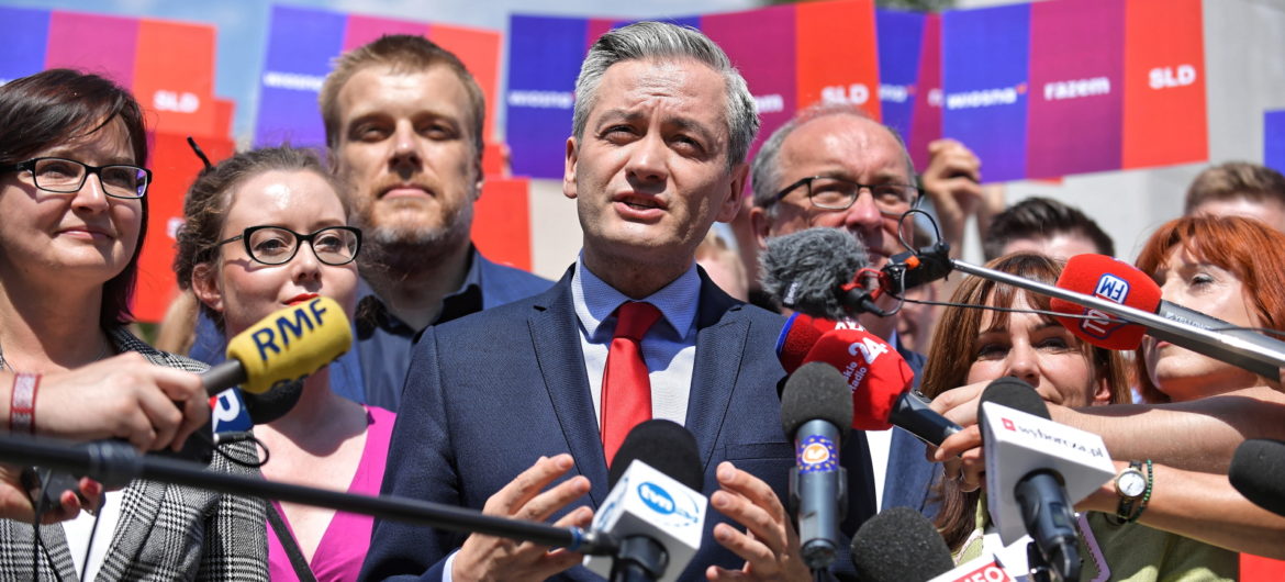“Je**ć PiS i Kukiz’15”. Tak młodzieżówka Lewicy promuje spontaniczne zgromadzenie “w obronie wolnych mediów”