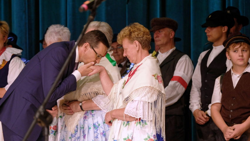 Premier zdecydowanie o obronie miejsc pracy na Śląsku