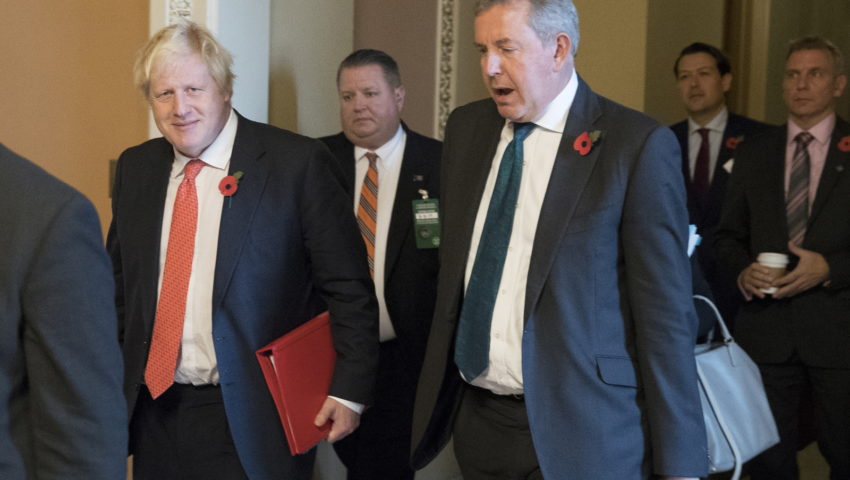 Ambasador UK w USA podał się do dymisji po tym, jak wyciekła jego opinia o Trumpie