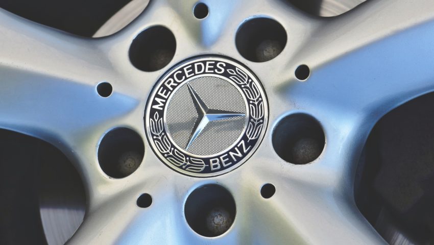 Mercedes Benz szpiegował swoich klientów