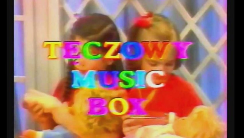 Media starają się kryć aferę pedofilską w show-biznesie? “Wszyscy się boją, że odwrócisz uwagę od pedofilii w Kościele”