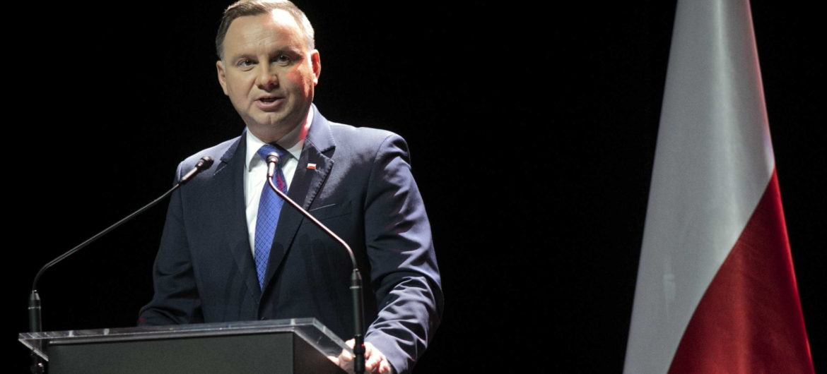Tusk uderza w Dudę. Ostra riposta prezydenta: “Wie Pan jak się na taką postawę mówiło na podwórku? Cykor”