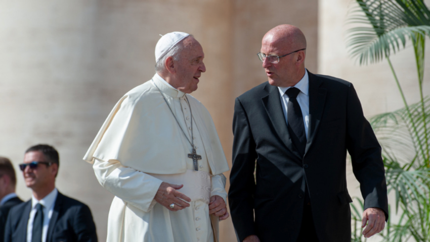 Zmiana na stanowisku “anioła stróża papieża”. Franciszek mianował nowego dowódcę żandarmerii watykańskiej