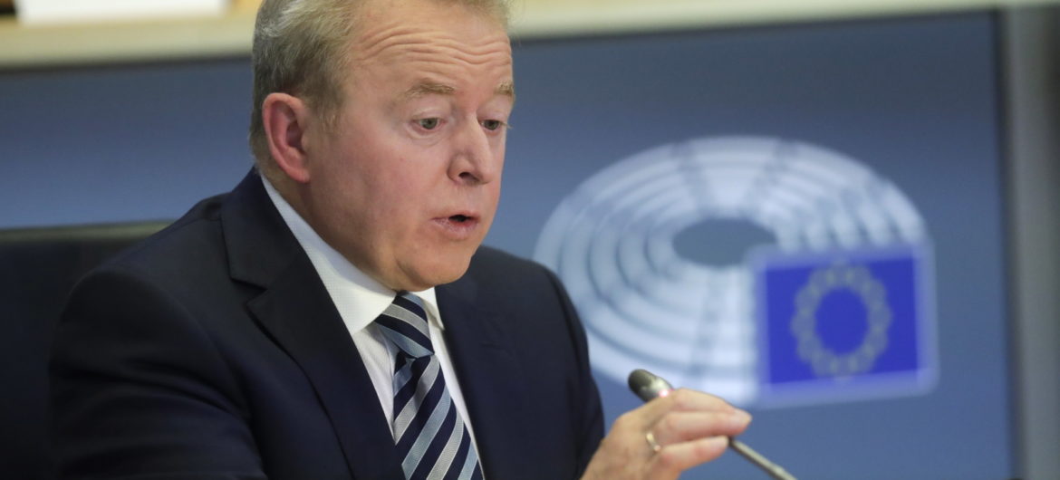 Prezes PiS: komisarz Wojciechowski powinien zakończyć swoją misję; będę go o to prosił