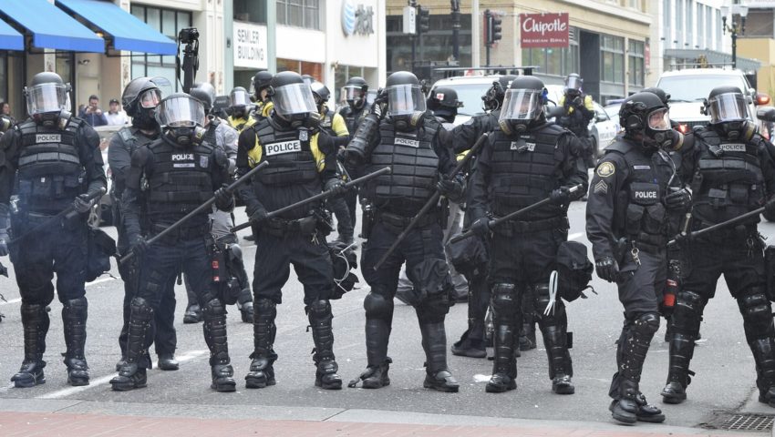 Antifa urządziła polowanie na wyborców Trumpa