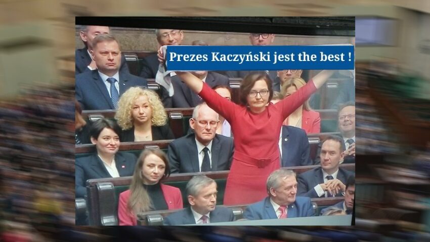 Poseł Lewicy ślubowała z szalikiem. Internauci byli bezlitośni