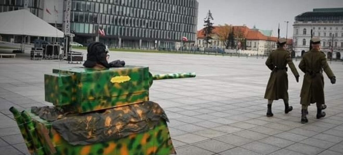 Znani prowokatorzy i zadymiarze zbierają podpisy dla Trzaskowskiego