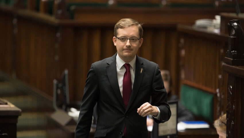 Winnicki odpowiada na insynuacje Staszewskiego. “Pilnuj tyłów”