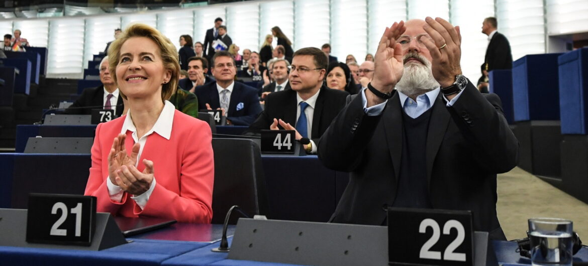 “Nie próbujcie odbierać decyzji państwom członkowskim”. Mocne słowa polskiego europosła do szefowej KE
