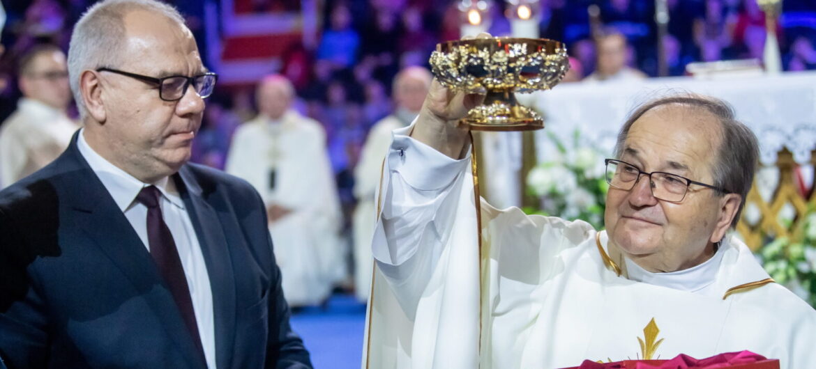 Ależ to zaboli lewicę! Niezwykłe świadectwo znanego rapera