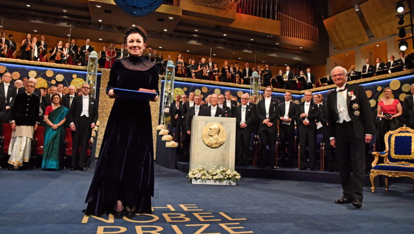 Olga Tokarczuk odebrała Nagrodę Nobla