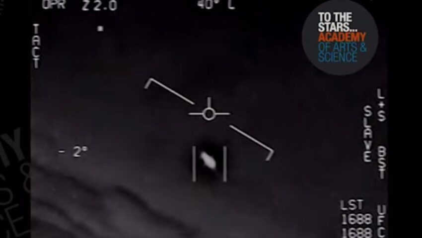 Amerykańskie wojsko przyznało, że posiada dokumenty o spotkaniu z UFO