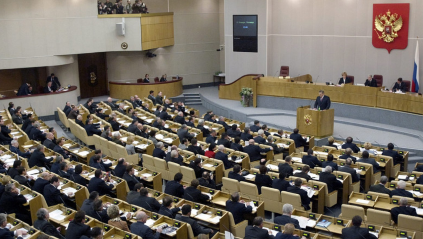 Ktoś miał wątpliwości? Rosyjska Duma ratyfikowała wczorajsze dyktaty Putina. Wszyscy głosowali “za”