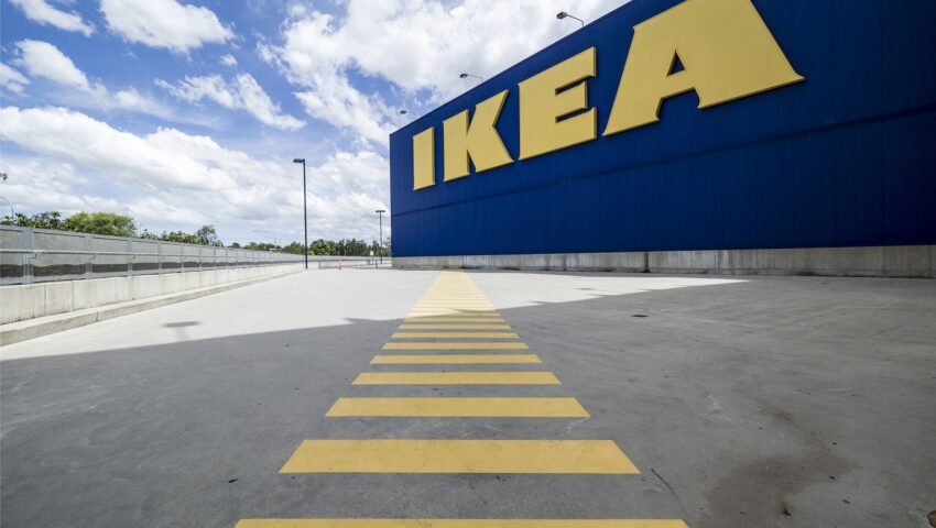 IKEA i mBank wycofują reklamy z telewizji Republika. Internauci ogłaszają bojkot lewackich firm