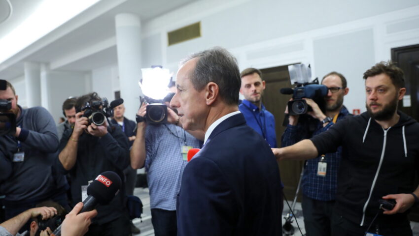 Kidawa rezygnuje ze startu w wyborach. Kto ją zastąpi? Trzaskowski czy któryś z dwóch sensacyjnych kandydatów?