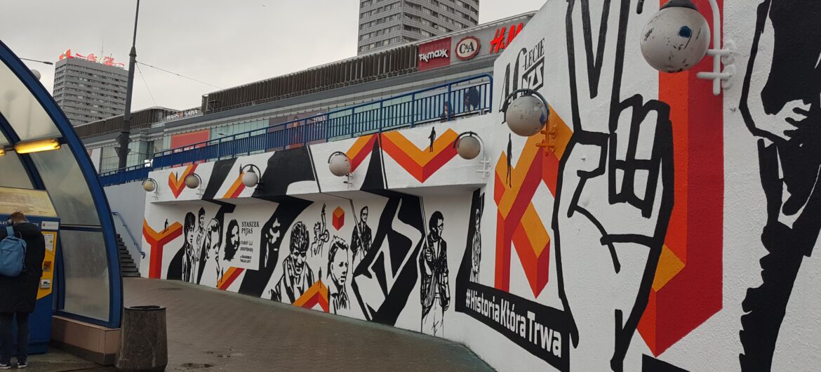 Fundacja Stefczyka wspiera Niezależne Zrzeszenie Studentów. W Warszawie powstał symboliczny mural: „NZS – Pokolenia Przemian”
