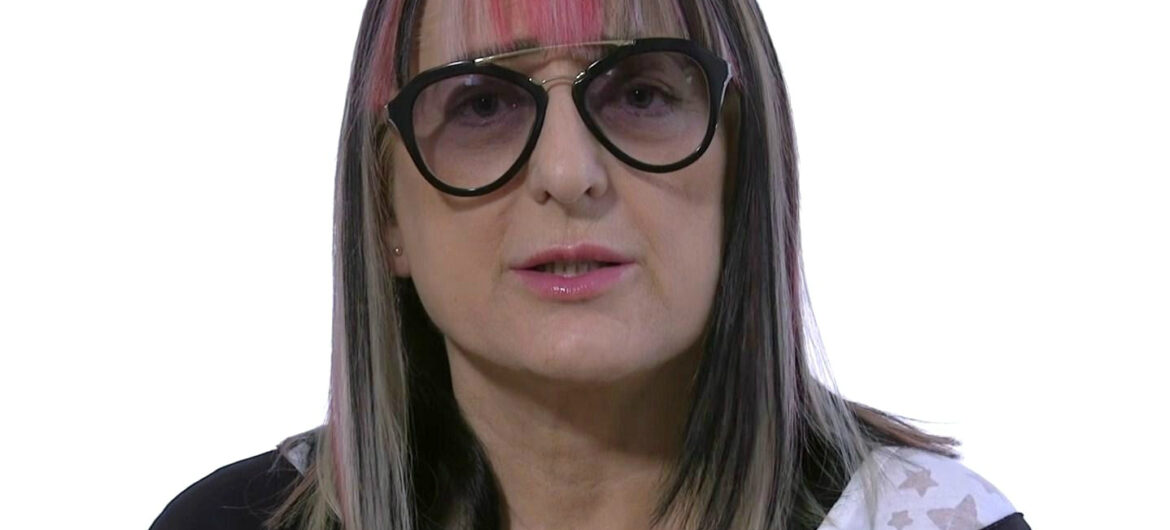 Była szefową Polskiego Radia. Teraz sprzedaje portret Tuska
