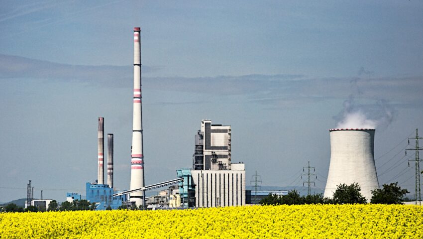 PGE: “Przekazujemy 5 mln zł na walkę z koronawirusem, angażujemy się także w pomoc seniorom”