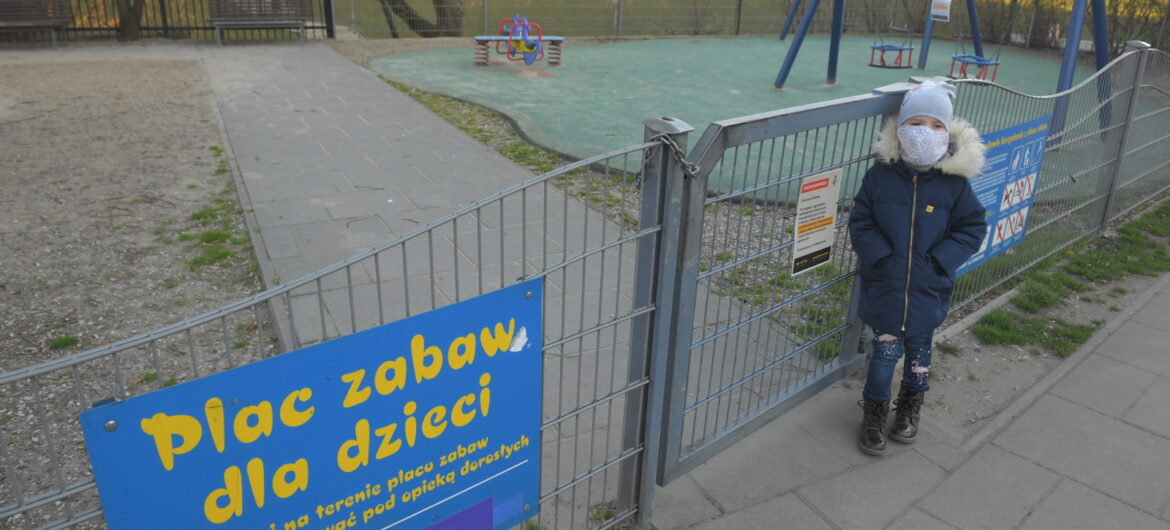 Trzaskowskiemu nie podoba się ograniczenie liczby pasażerów w komunikacji miejskiej