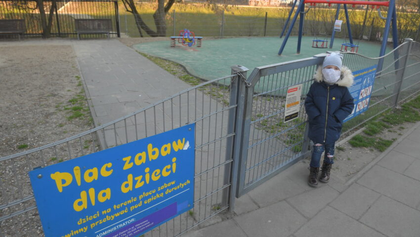 Trzaskowskiemu nie podoba się ograniczenie liczby pasażerów w komunikacji miejskiej