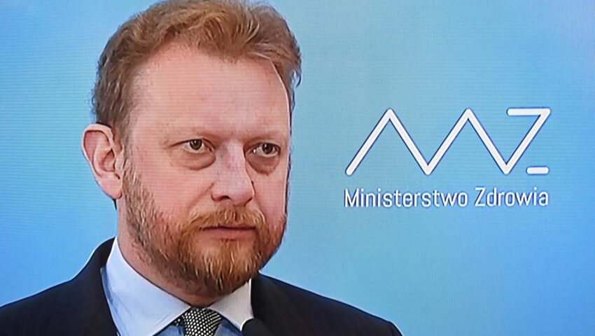 Szumowski o kolejnych obostrzeniach: Będziemy powoli luzować restrykcje w gospodarce