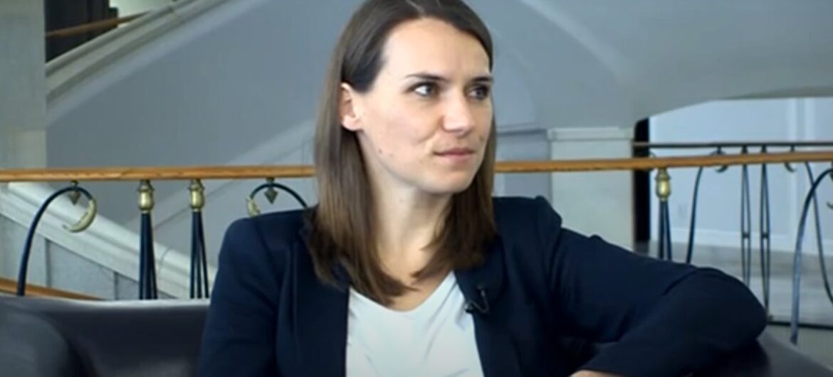 Za “prezydenta debila” umożenie, za “posłankę gnidę” ograniczenie wolności 8 miesięcy, prace społeczne i nawiązka
