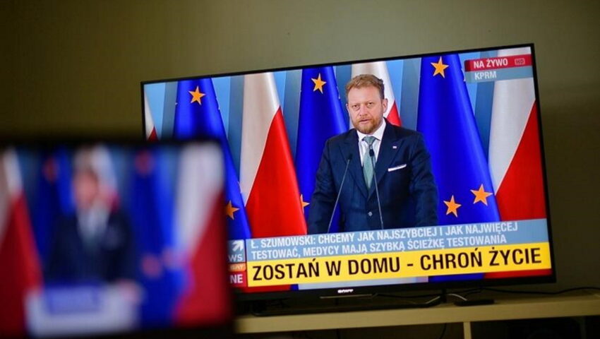 Maseczki pomagają czy nie? Minister Szumowski odpowiada krytykom, którzy zarzucają mu kłamstwo
