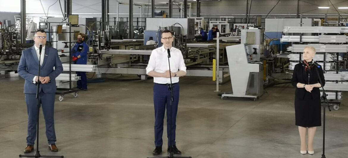 Premier Mateusz Morawiecki: To pierwszy bardzo poważny sygnał, że wracamy na ścieżkę rozwoju