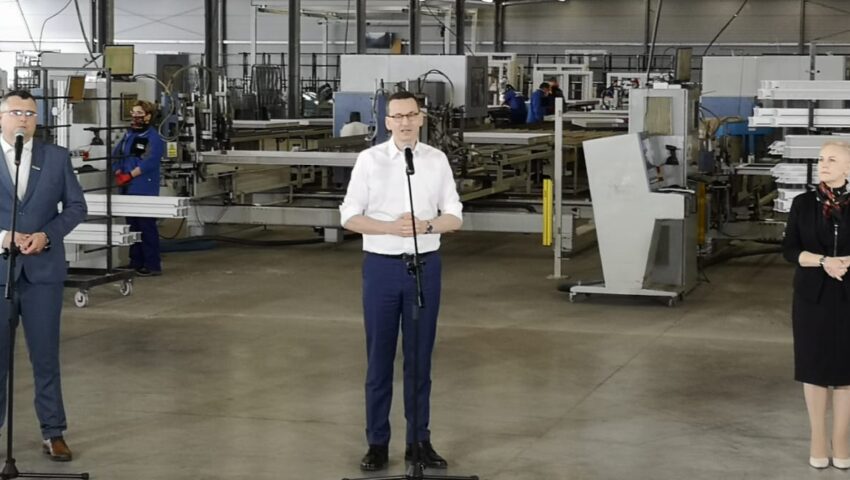 Premier Mateusz Morawiecki: To pierwszy bardzo poważny sygnał, że wracamy na ścieżkę rozwoju