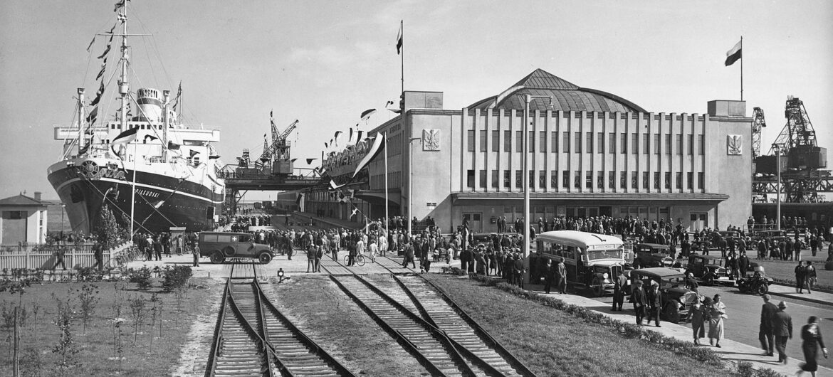 Ważna rocznica: 99 lat temu rozpoczęto budowę portu w Gdyni, dumy II RP