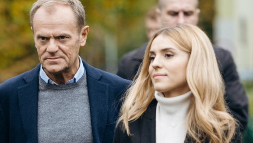 Kasia Tusk szczerze na temat sytuacji rodzinnej. “Mój tata nie może wrócić do Polski”