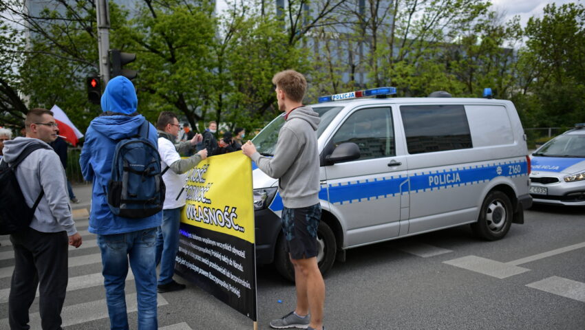 Klaudia Jachira wkopała senatora Burego? Do sieci trafiło zastanawiające nagranie
