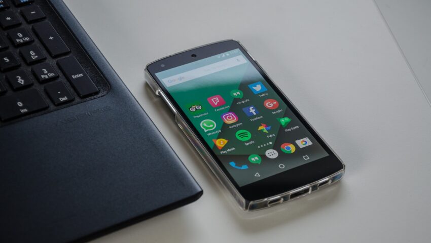 Nauczyciel skonfiskował jej telefon, więc podpaliła szkołę. Zginęło 19 dzieci