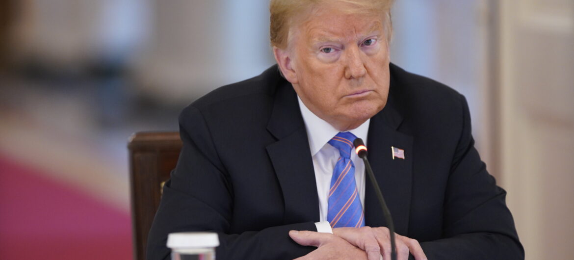 To jest wolność słowa? Amerykańskie stacje przerywają wystąpienie Trumpa, a liberałowie są zachwyceni