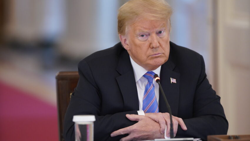 To jest wolność słowa? Amerykańskie stacje przerywają wystąpienie Trumpa, a liberałowie są zachwyceni