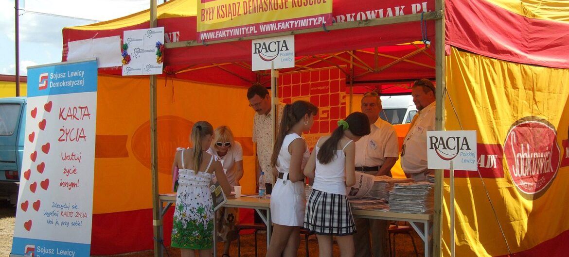 Koniec “Faktów i Mitów”. Antyklerykalny tygodnik zbankrutował