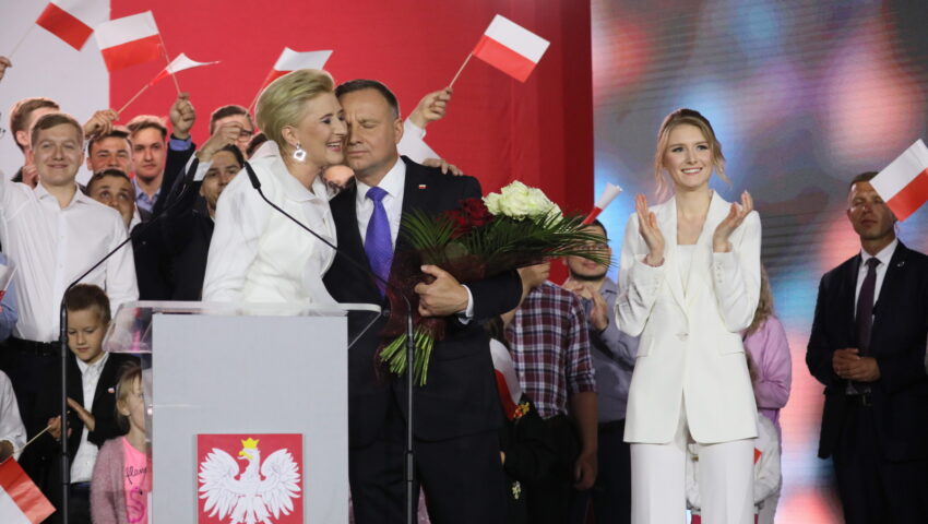 Paulina Młynarska uderzyła w Kingę Dudę. “Co ty tam w ogóle robiłaś?”