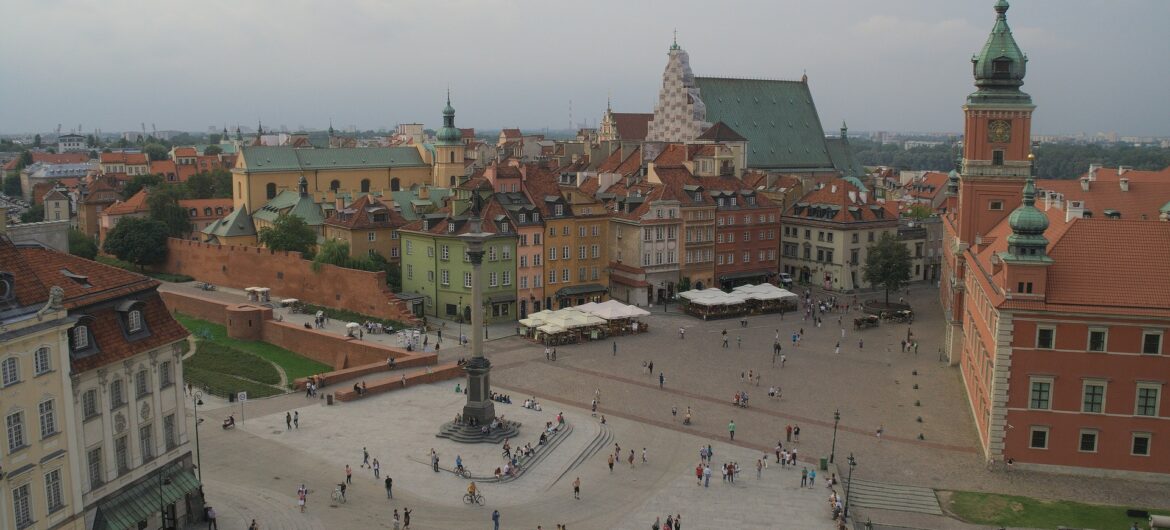 “Powstanki warszawskie opowiedziały się zdecydowanie za prawami osób LGBT”. Kuriozalne słowa Nowickiej