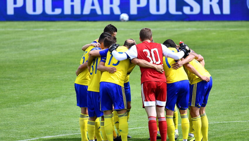 Arka Gdynia gromi drugoligowca w Pucharze Polski. Świetny mecz gdynian w Polkowicach