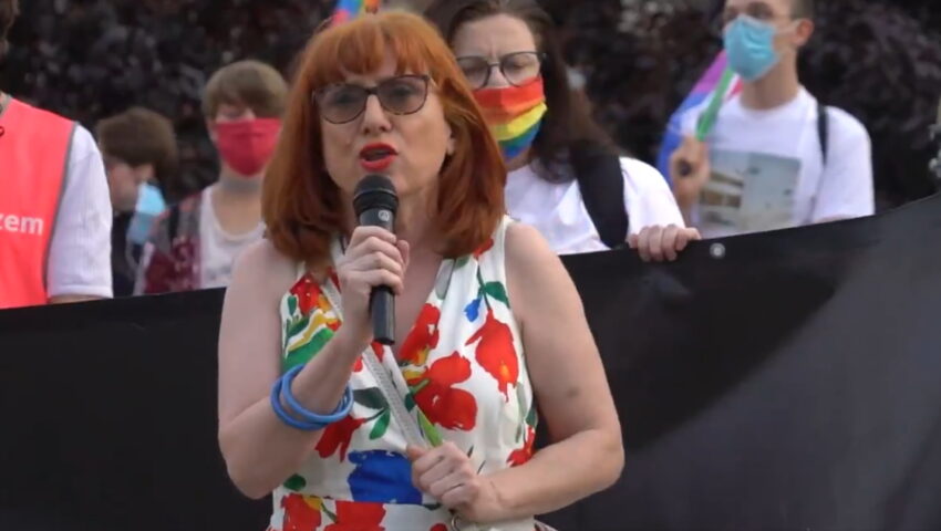 Skandaliczne słowa posłanki Lewicy nt. śmierci arcybiskupa: “Wszyscy powinni się radować, że tam jest”