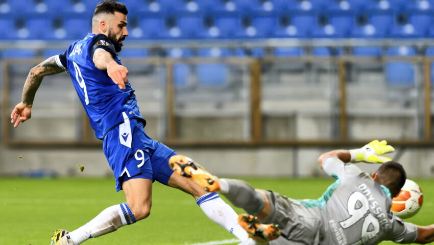 Wstydu nie było! Lech Poznań przegrał z Benficą 2:4