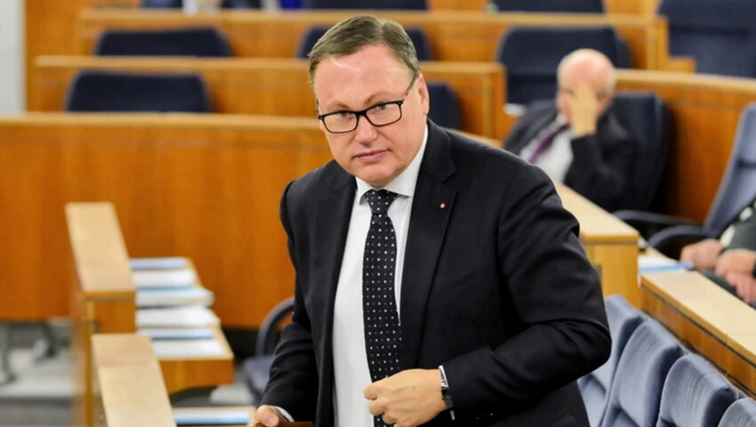 Senator Bierecki: Polacy zasługują na łatwiejszy dostęp do mieszkań. Przyjęto ważną ustawę mieszkaniową