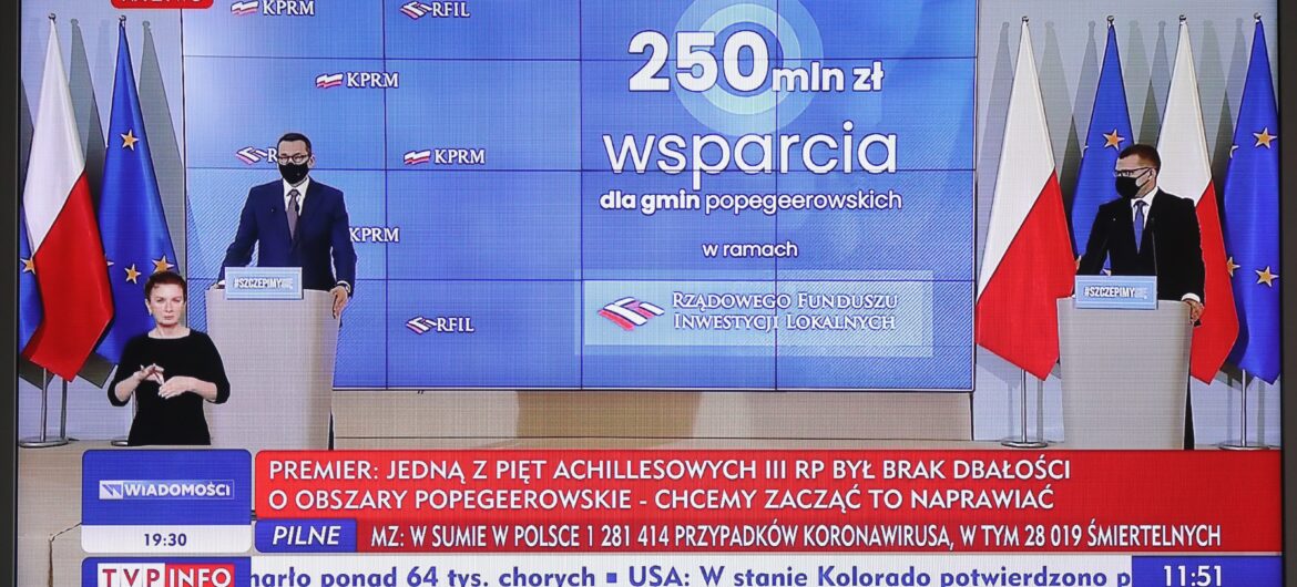 Premier Morawiecki i minister Szefernaker zapowiadają wsparcie dla gmin popegeerowskich. “To historyczny program dla tych ziem”