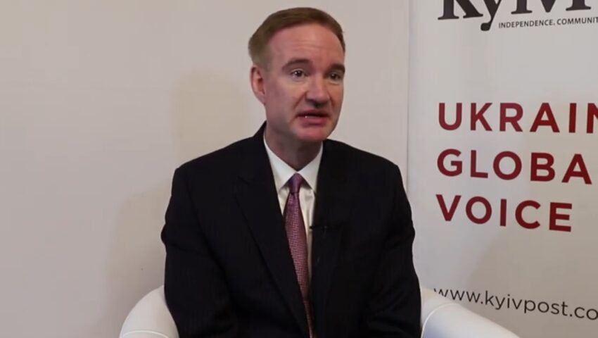 Działacz LGBT nowym ambasadorem Polski? “Do Polski przyjedzie z mężem. I dwójką swoich dzieci.”