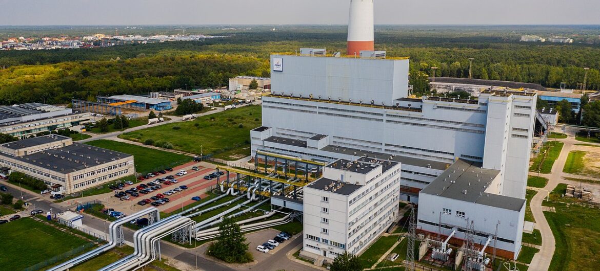 “Gazeta Polska”: Samorządowcy z Platformy Obywatelskiej sprzedają polskie ciepłownie Niemcom