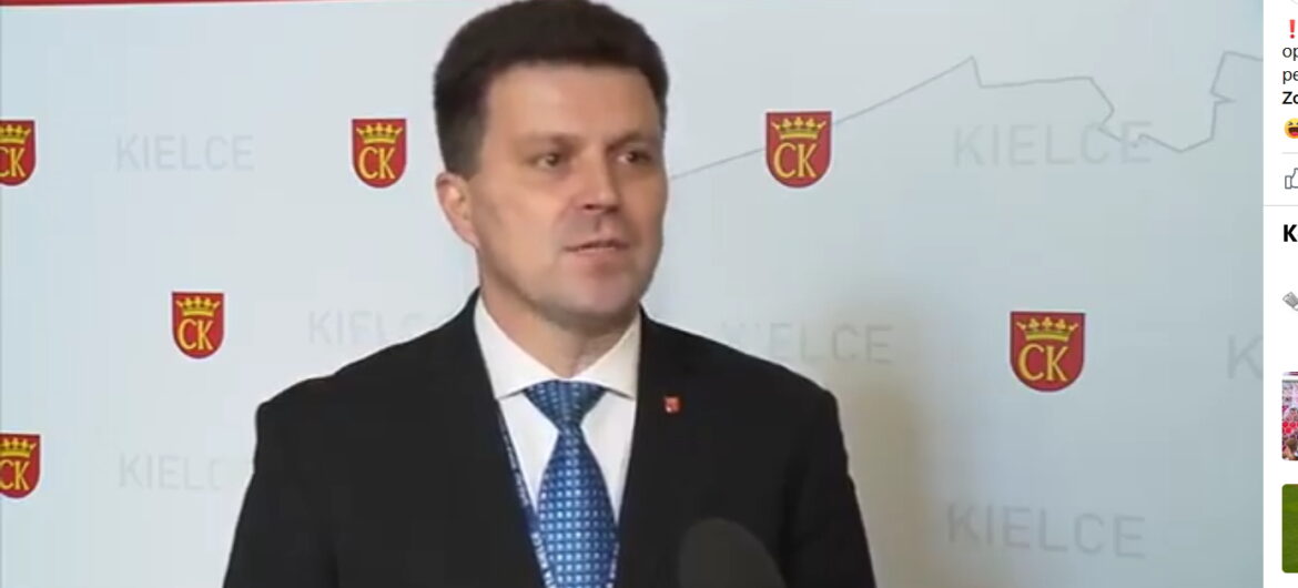 Polski urzędnik odpowiada na pytania dziennikarza. Wideo podbija internet