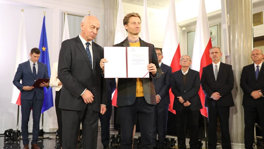 Sterczewski na długo to popamięta. Mieszkanka Podlasia wyjaśniła posłowi o co chodzi na granicy z Białorusią