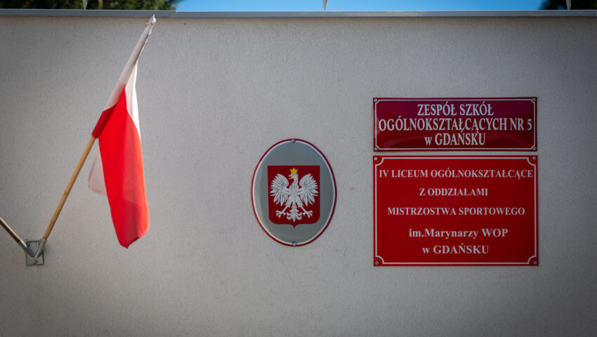 Uczniowie IV LO z dostępem do nowoczesnych narzędzi multimedialnych